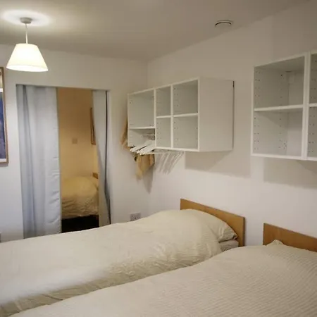 Engine Apartment *